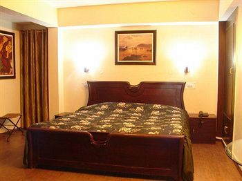 Adb Rooms Hotel Emerald Heights Mussoorie Exterior foto