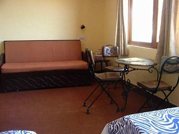Adb Rooms Hotel Emerald Heights Mussoorie Exterior foto